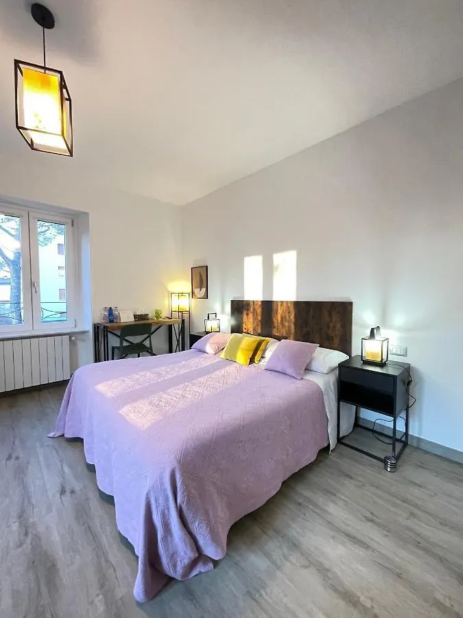 Smart Gold Apartment Elegant Style Bergamo İtalya